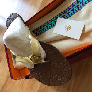 Tory Burch Monroe Metallic Flat Thong Sandal, Gold